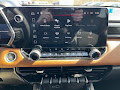 2025 GMC Canyon 4WD AT4