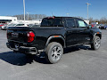 2025 GMC Canyon 4WD AT4