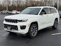 2022 Jeep Grand Cherokee L 4WD Overland