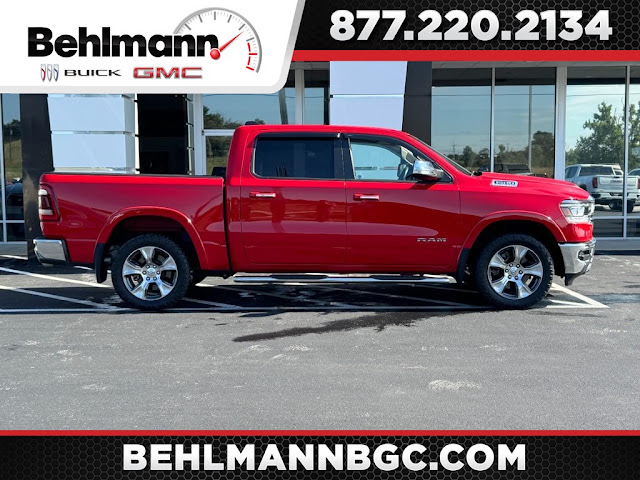 2019 RAM 1500 4WD Laramie Crew Cab